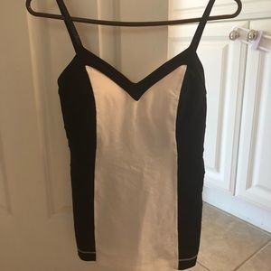 Lululemon Elongate Tank, Size 6, NWT